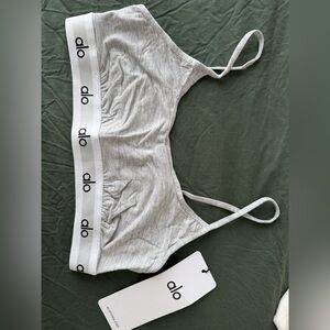 ALO Yoga Light Gray Sports Bra